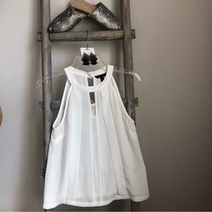 Banana Republic White Sleeveless Top SZ XSP